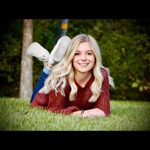 Meet your Posher, Sidonie